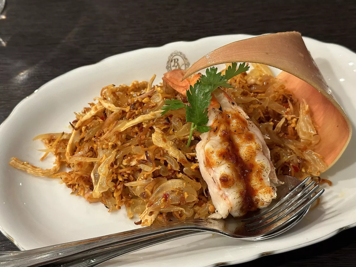 Salade thaïe de pomelo aux crevettes